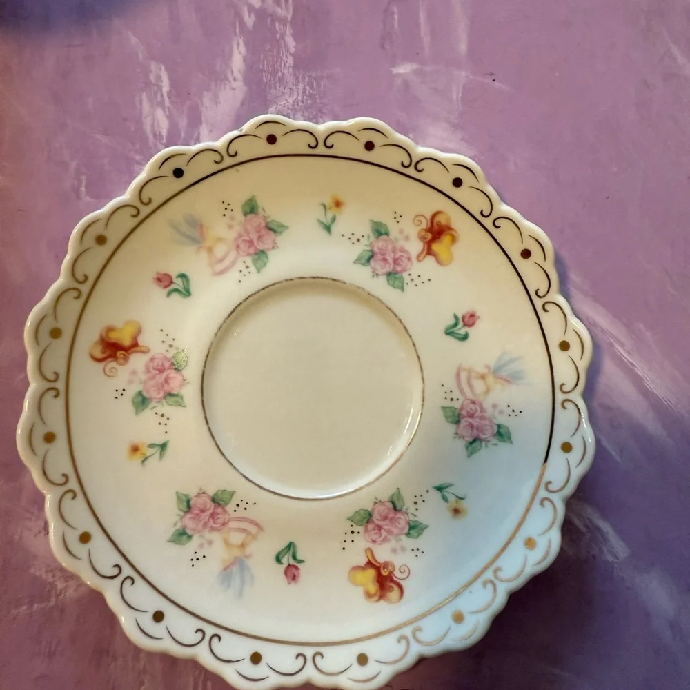 Disney Parks Alice in Womderland Tea Cup and Saucer